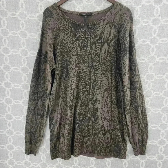 BCBG Maxaria Scoop Neck Snake Printed Long Sleeve Sweater Shift Dress M - Picture 1 of 8